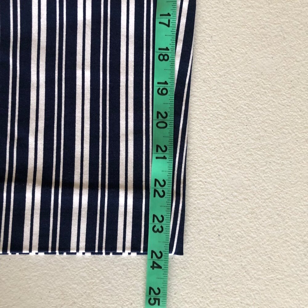 Chico's So Slimming Women's Size 1 (M) Crop Pant Navy White Vertical Stripe NWOT - Picture 10 of 14